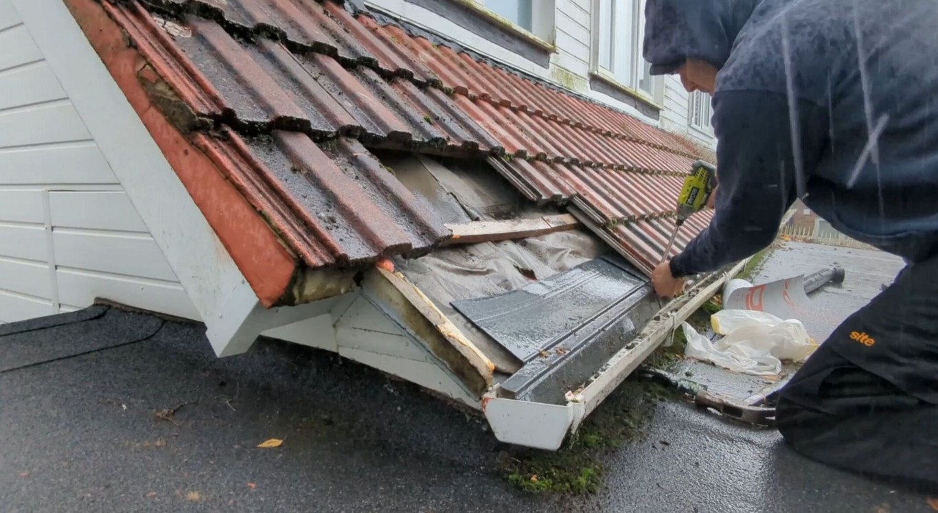 Damaged roof tiles requiring repair in Rohnert Park, CA